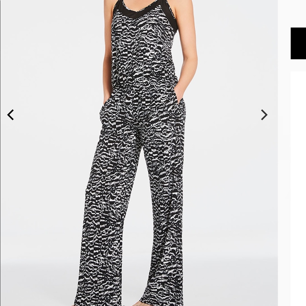 Pre loved Fabletics dash jumpsuit in Medium